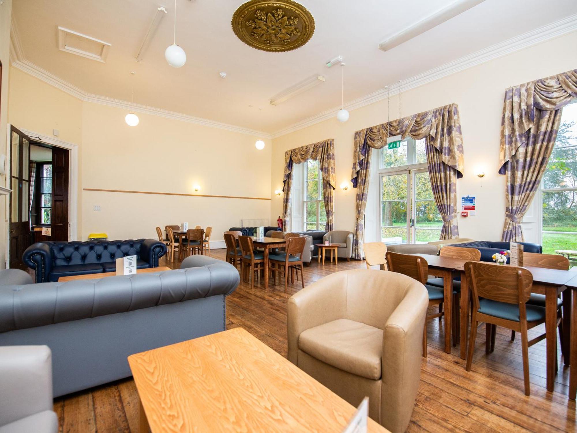 Yha Chester Trafford Hall Dunham-on-the-Hill Bagian luar foto